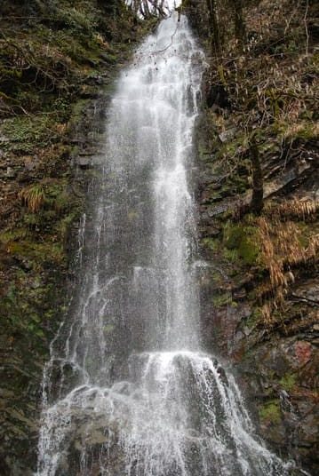 фото водопада Девичьи Слезы зимой