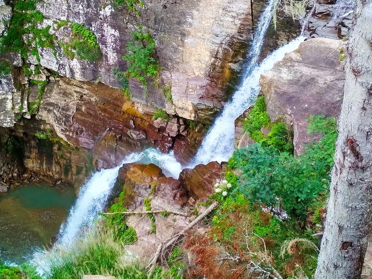 Фото каскада водопадов Менделиха