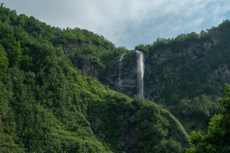 Водопад Поликаря фото летом